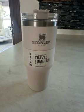 Stanley Travel Tumbler 30oz Alpine Beige- Limited Edition Color